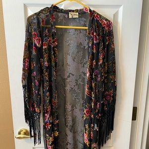 Show me your mumu floral kimono S